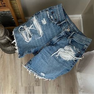 American Eagle Mid-Length Distressed shorts - Size 000
